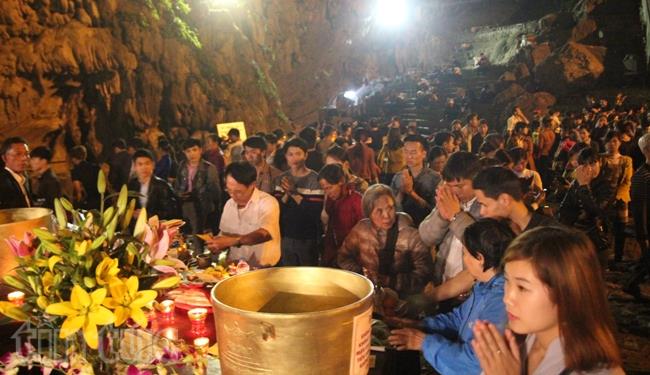 Chấn chỉnh đò suối Yến, du khách sẽ không phải trả phí vệ sinh ảnh 4